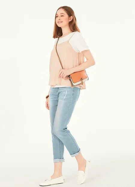 211530B1 Maternity Ripped Boyfriend Jeans