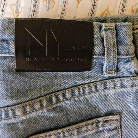 3 Pairs of New York &amp; Company Jeans - SIZE 4