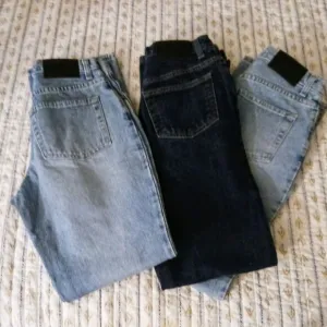 3 Pairs of New York &amp; Company Jeans - SIZE 4