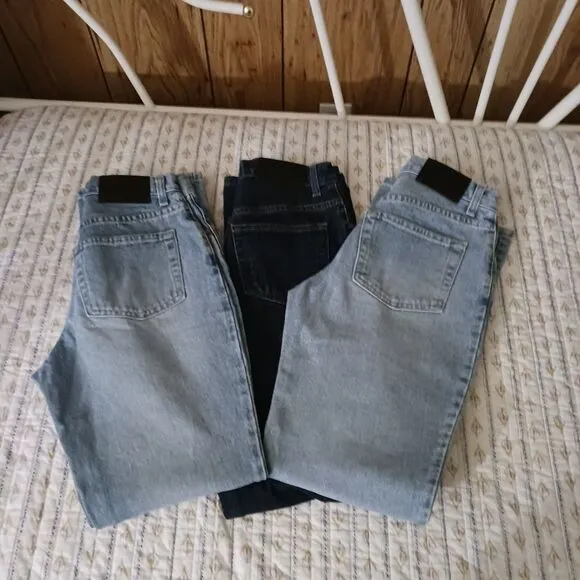 3 Pairs of New York &amp; Company Jeans - SIZE 4