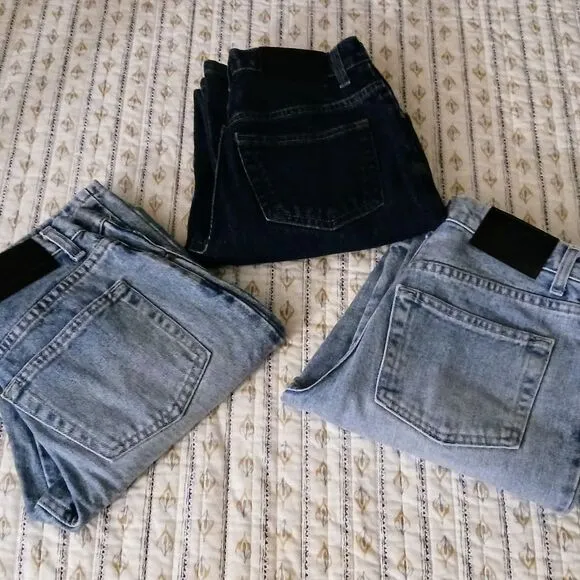 3 Pairs of New York &amp; Company Jeans - SIZE 4