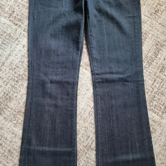 7 For All Mankind Low Rise Tall Full Length Inseam Distressed Bootcut Jeans 31