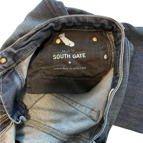 AG Jeans Adriano Goldschmied Jeans The Ballard Slim Bootcut. Dark Wash. 30R