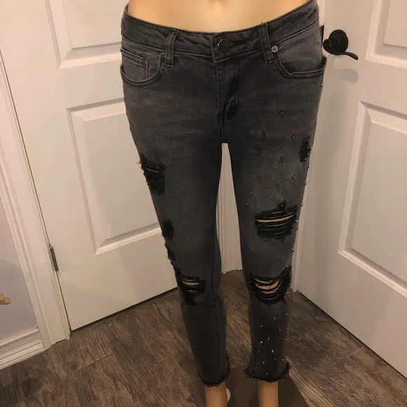 Ashley mason studded ripped jeans size 1