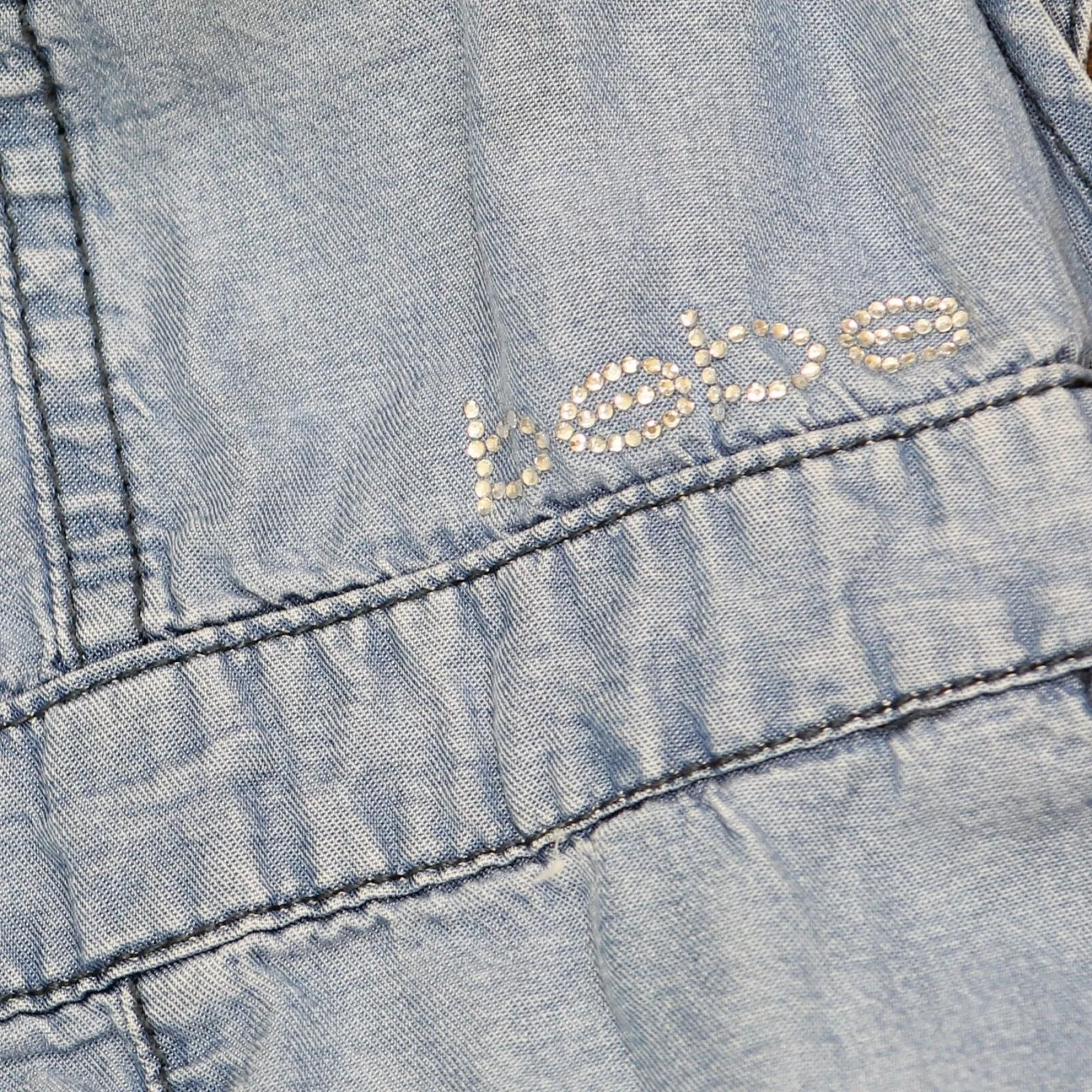 Bebe Girls Distressed Lightweight Lyocell Chambray Overalls Blue S(7-8)