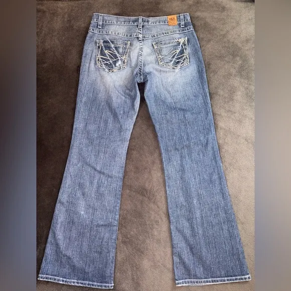 BKE Denim Size 29 Drew Stretch Light Wash Mid Rise Bootcut Jeans
