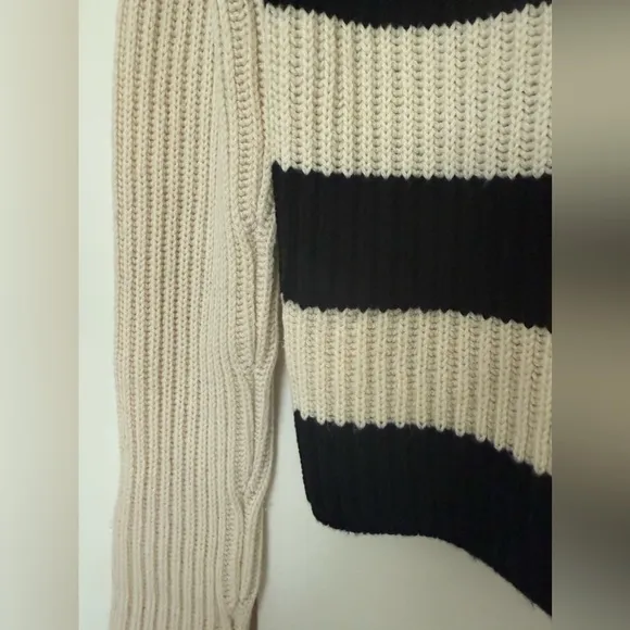 Equipment Femme Carson Womens Wool Alpaca Ivory Black Stripe Sweater XS