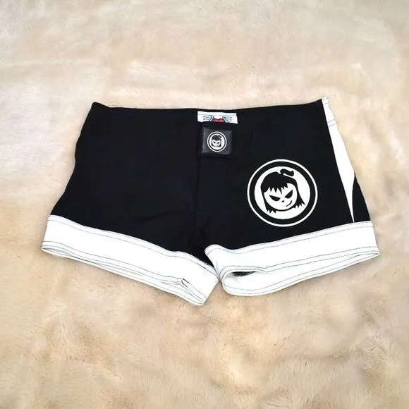 Fighter Girls Deviant Mini Board Black White Shorts Size 3