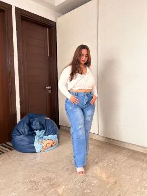 High waisted Ripped Jeans