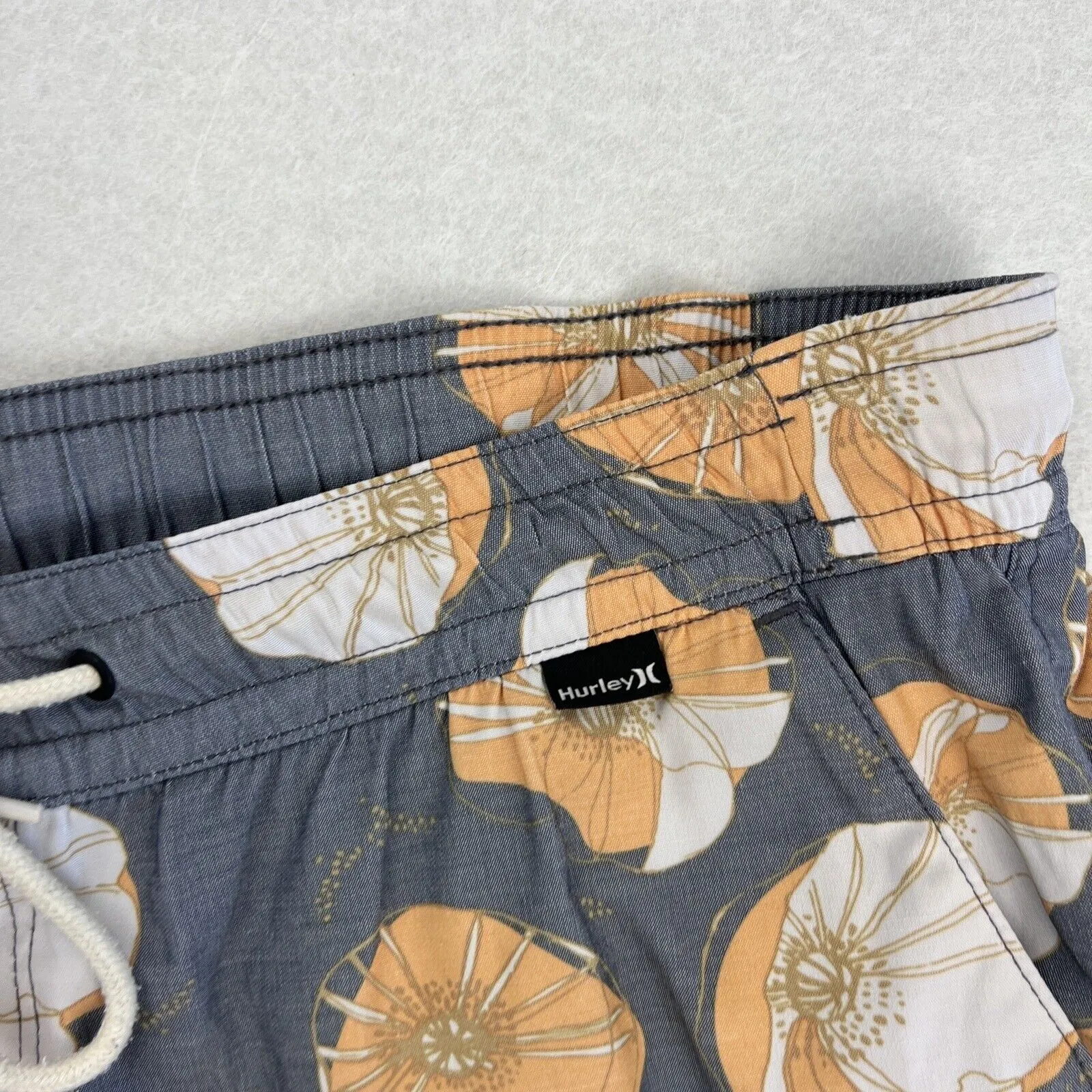 Hurley Mens Above Knee Board Shorts Boardies Swim Shorts Size 32