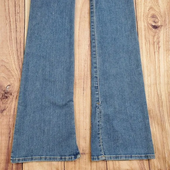 Joe's Jeans Womans 23 Blue Hi Honey Lovelight Destruct Curvy Boot Cut