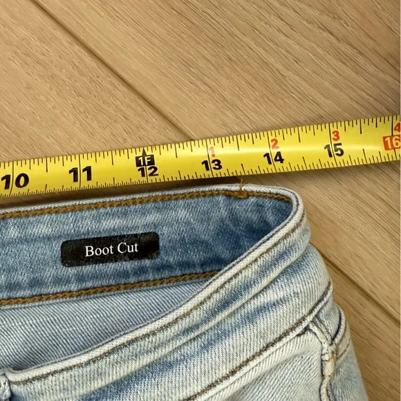 Judy Blue 8/29 Bootcut Jeans Light Wash Mid Rise Slit Hem Stretch Denim
