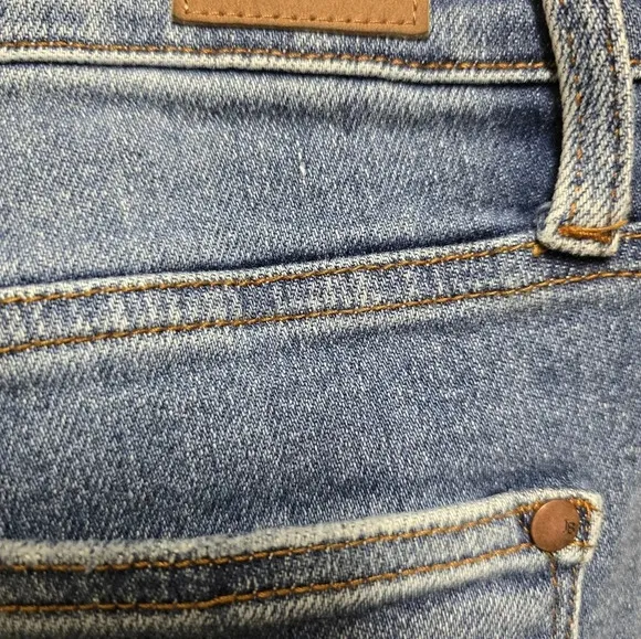 JUDY BLUE Jeans Bootcut High-Rise Raw Hem Frayed Bl Denim Stretch JB88604 Sz9/29