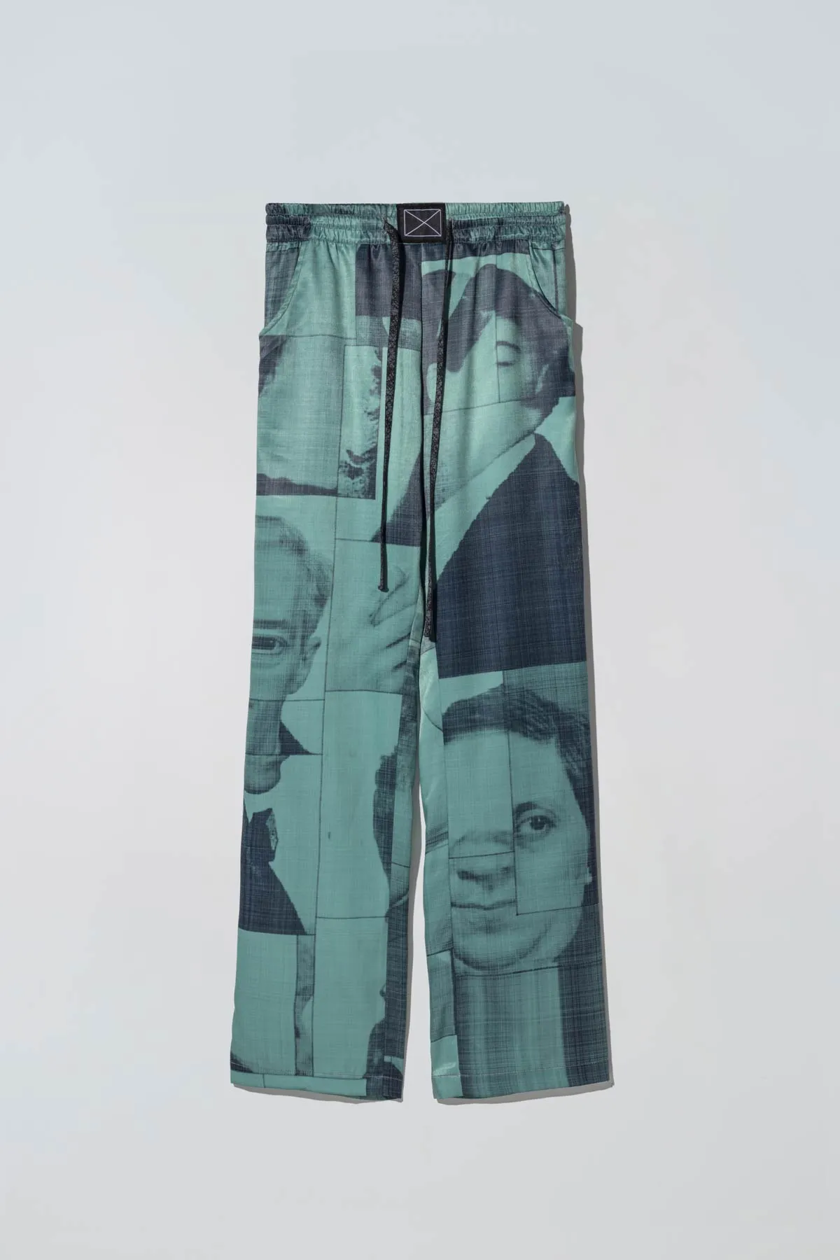 Liberty Suitpants in Black List Print Pale Goldenrod