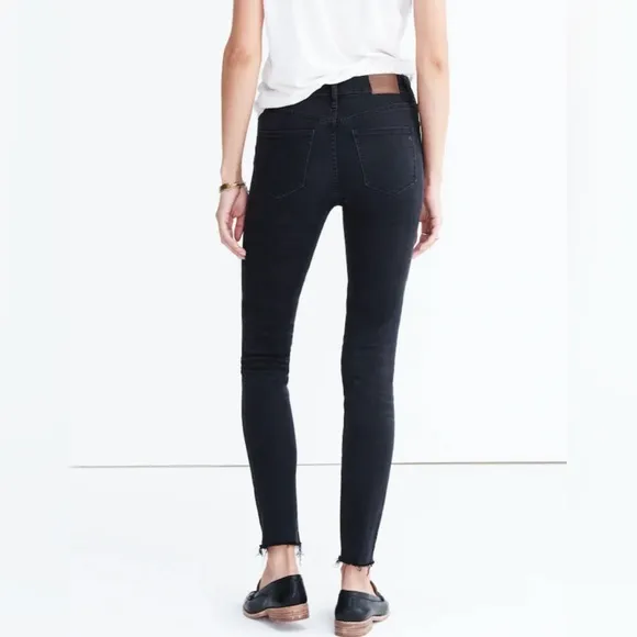 Madewell Women's‎ High Riser Ripped Skinny Jeans in Black Sea Raw Hem Size 27