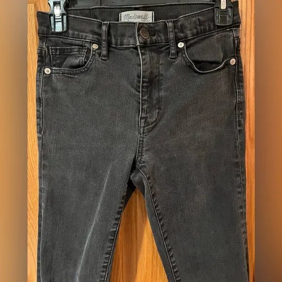 Madewell Women's‎ High Riser Ripped Skinny Jeans in Black Sea Raw Hem Size 27