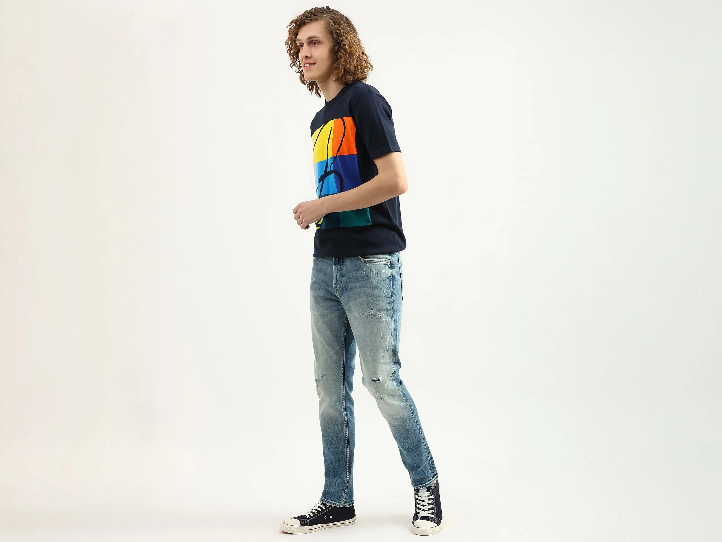 Men Solid Slim Tapered Fit Jeans