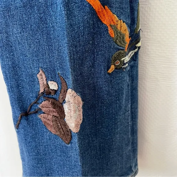 Miss Me Embroidered Bootcut Jeans size 30