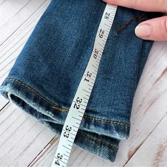 Miss Me Embroidered Bootcut Jeans size 30