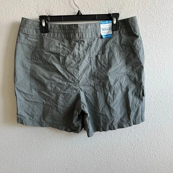 NWT Columbia Women's Sandy River Cargo Shorts Size 14 Style XL1569