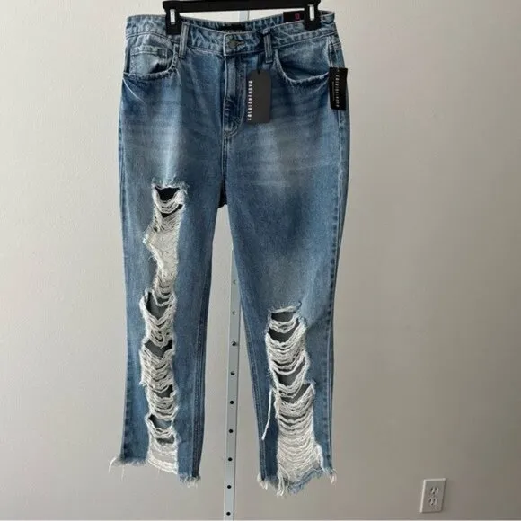 NWT Jeans 13 Cello Distressed Ripped Shredded Mom Y2K Grunge Festival Streetwear