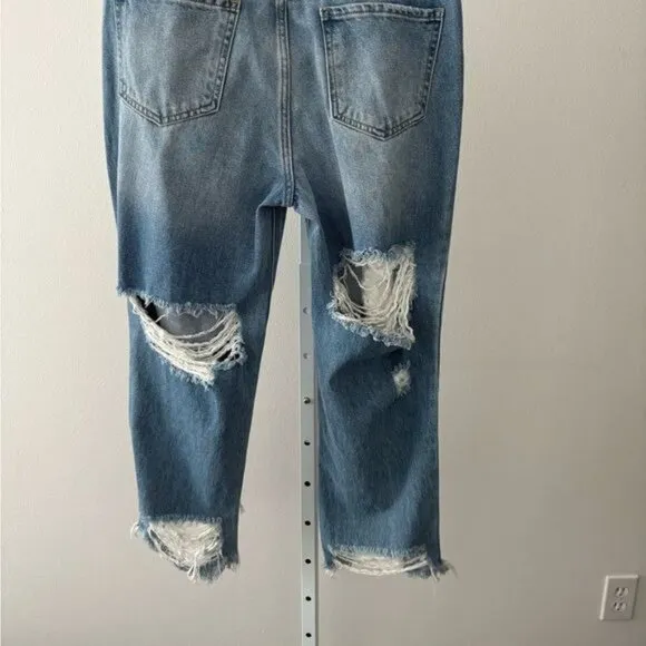 NWT Jeans 13 Cello Distressed Ripped Shredded Mom Y2K Grunge Festival Streetwear