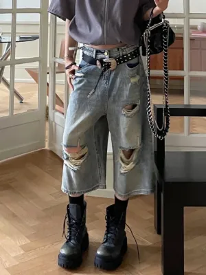 Oversized Ripped Short Jeans