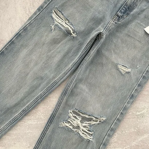 PacSun Light Indigo Ripped '90s Boyfriend High Rise Relaxed Leg Jeans, 25 NWT