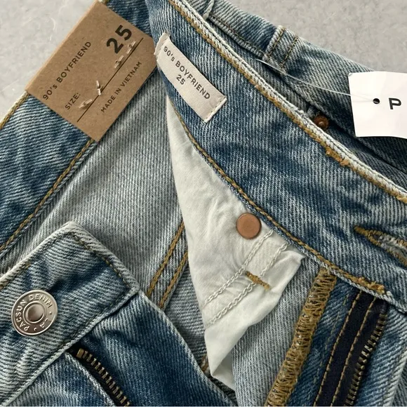 PacSun Light Indigo Ripped '90s Boyfriend High Rise Relaxed Leg Jeans, 25 NWT
