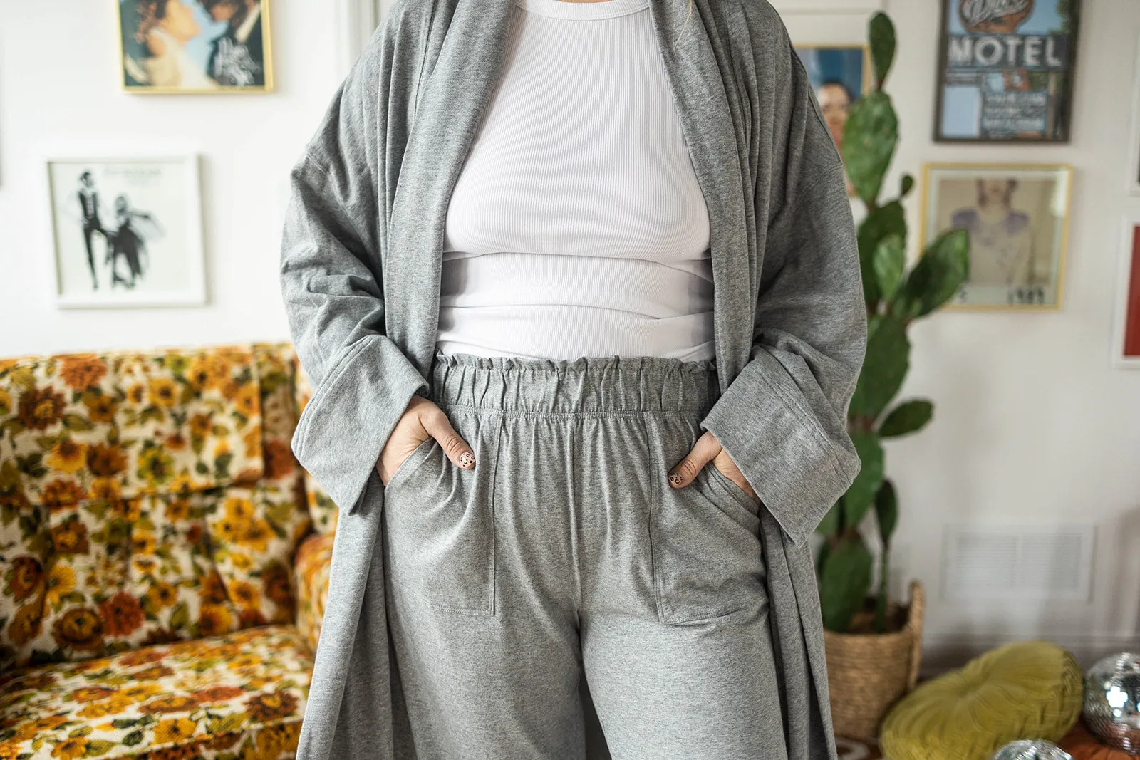 quinn pants in dark grey