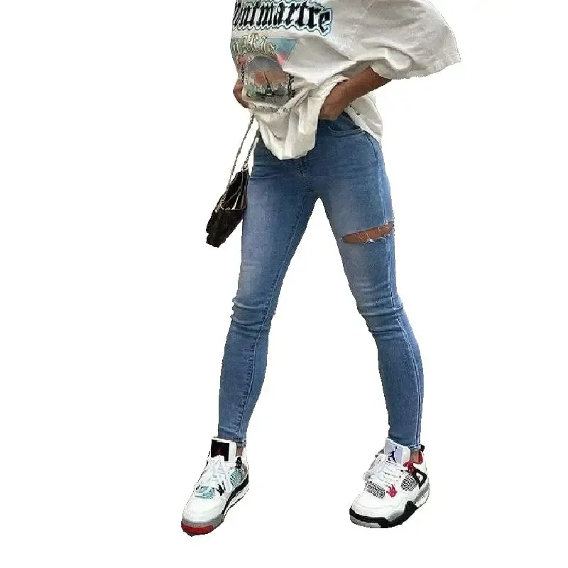 Stretchy Ripped Skinny Jeans