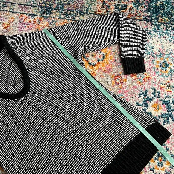T By Alexander Wang Oversized Black and White Checkered Float V Chunky Sweater