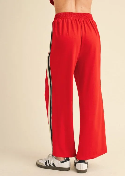 That Tracks Pants | Red