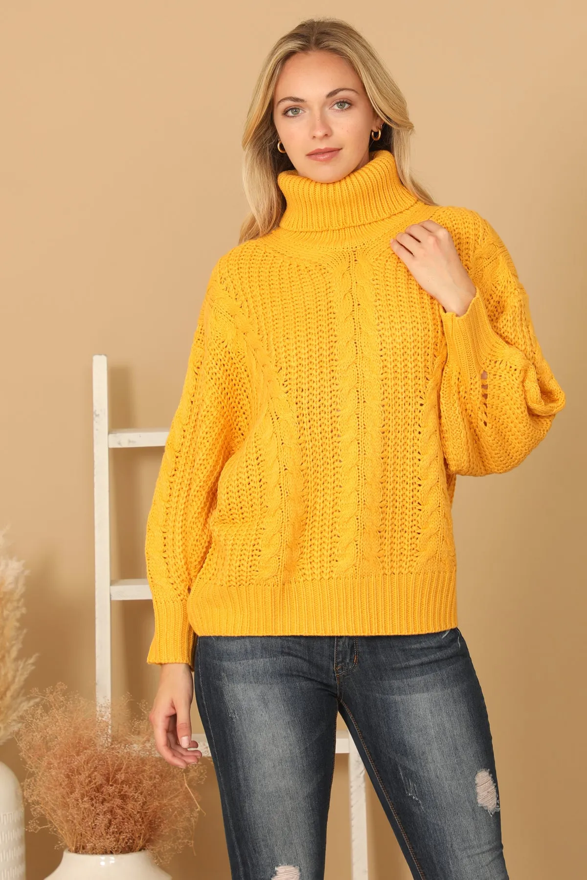 TURTLE NECK KNITTED SWEATER