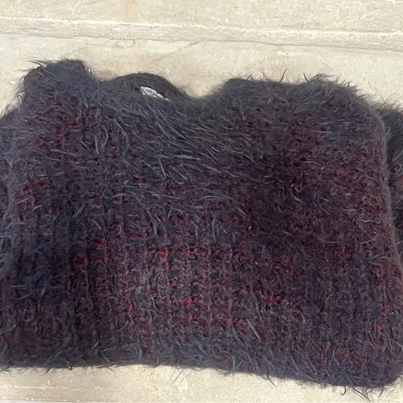 Urban Outfitters Women's Grey and Burgundy Sweater Small/Petite