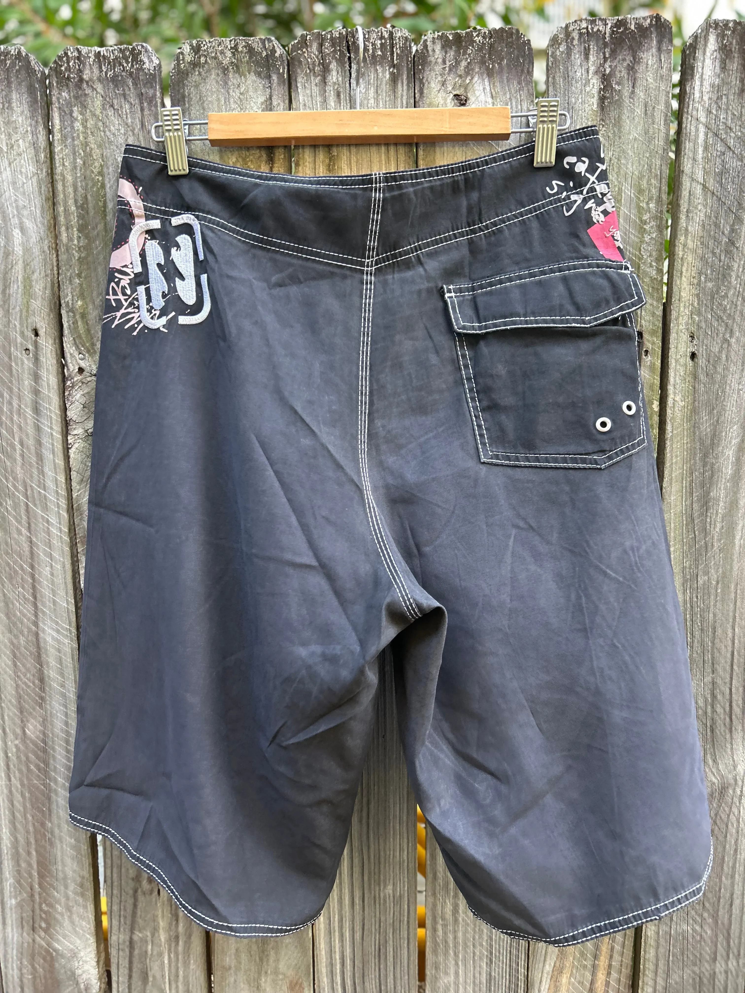 Y2K Billabong boardshorts W34’