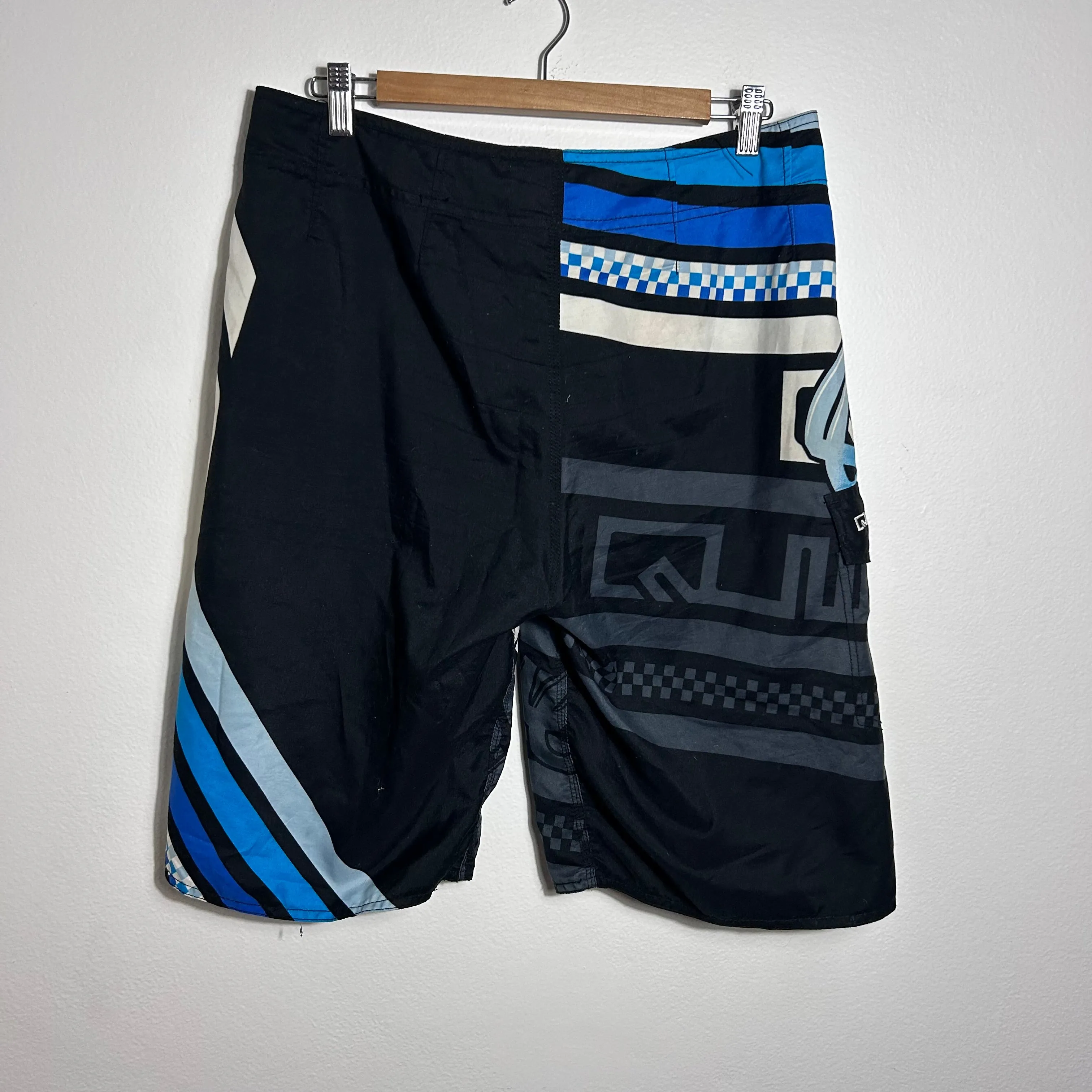Y2K Quiksilver boardshorts W36-W34’
